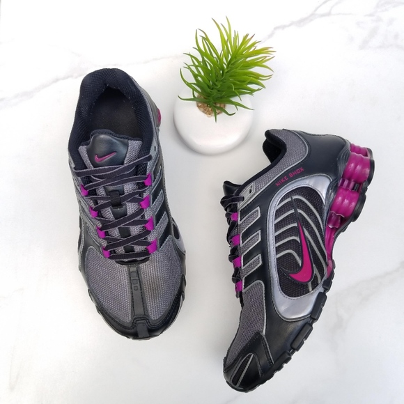 nike shox navina womens